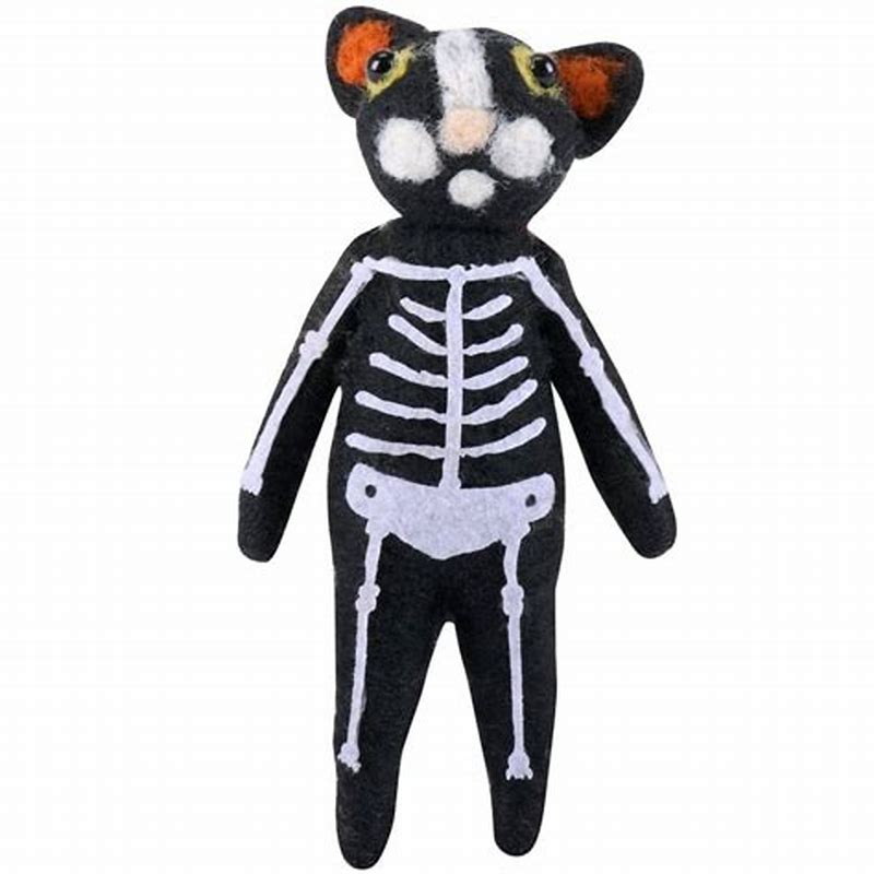 FuzzYard Halloween Cat Toy - Kitty Critter Skeleton - vedere frontală