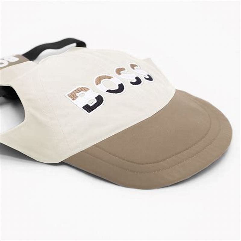 BOSS Dog City Hat Almond milk XXS-XS - imagine produs